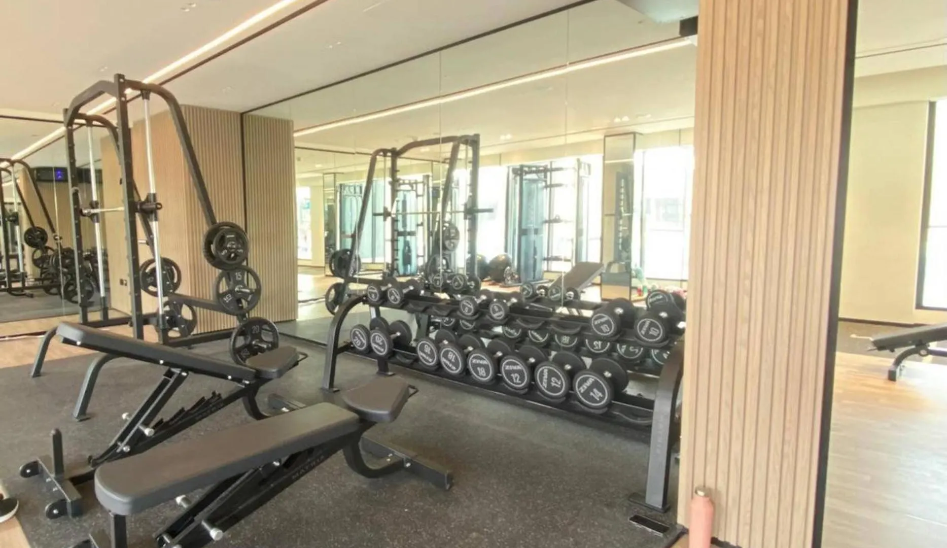 Burj Khalifa View Fully Furnished Apartment Dubai